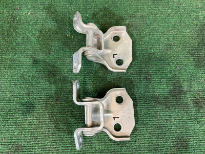 Dobradiças da porta dianteira esquerda 60079AG000 60079AG010 SUBARU OUTBACK
