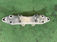 Балка акпп SUBARU LEGACY OEM 41022AG100, 41011AG020 BLE BPE BP5 BL5 2003 EZ30