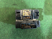 ヘッドライトレベライザースイッチ SUBARU LEGACY OEM 83001AG030JC BLE BPE 2003 EZ30