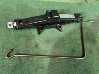 千斤顶 SUBARU LEGACY OEM 97032AG000 BLE BPE BP5 BL5 BL9 BP9 2003