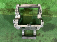 Soporte de la radio 66204AG000 SUBARU LEGACY
