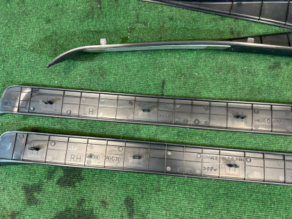 Sill trims SUBARU LEGACY OEM 94060AG170, 94060AG180, 94061AG080, 94061AG090 BLE BL5 BL9 2003 BLACK 32J