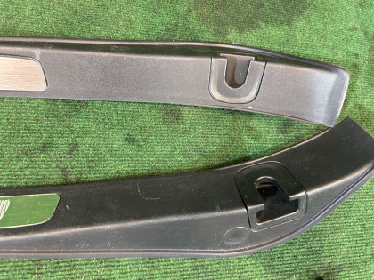 Sill trims SUBARU LEGACY OEM 94060AG170, 94060AG180, 94061AG080, 94061AG090 BLE BL5 BL9 2003 BLACK 32J