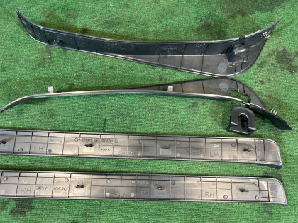 Sill trims SUBARU LEGACY OEM 94060AG170, 94060AG180, 94061AG080, 94061AG090 BLE BL5 BL9 2003 BLACK 32J
