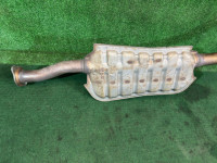 Tramo central del escape SUBARU LEGACY OEM 44200AG020 BLE BPE 2003 EZ30