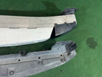 前保险杠防撞梁 SUBARU LEGACY OEM 57712AG000 BLE 2004
