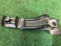 Держатель палки капота SUBARU LEGACY OEM 57232AG050 57255AG000 BLE 2004 BLACK 32J