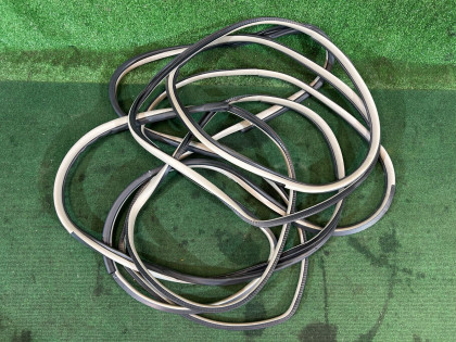 Burletes de las puertas 63571AG000JC 63571AG010JC 63572AG000JC 63572AG010JC SUBARU LEGACY