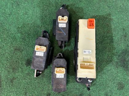 Módulo de elevalunas SUBARU LEGACY OEM 83071AG080 83071AG040 BL9 BL5 BLE 2008 EJ253 AT
