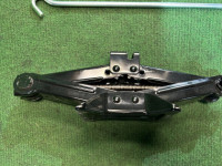 Домкрат SUBARU LEGACY OEM 97032AG000 BL9 BL5 BLE 2008