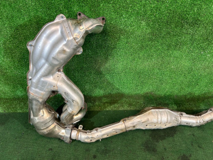 触媒 выпускной коллектор SUBARU LEGACY OEM 44620AA740 44620AB720 BL9 BL5 BLE 2008 EJ253 AT