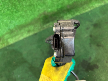 แป้นเหยียบ SUBARU LEGACY OEM 36010AG120 BL9 BL5 BLE 2008 BLUE C8P