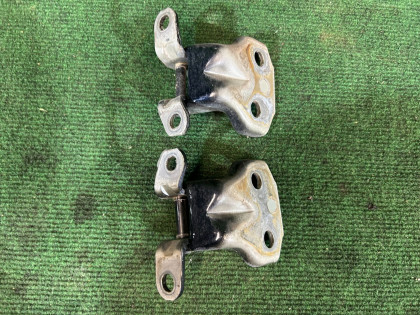 Dobradiças da porta dianteira esquerda 60070AG0009P 60070AG0109P SUBARU LEGACY