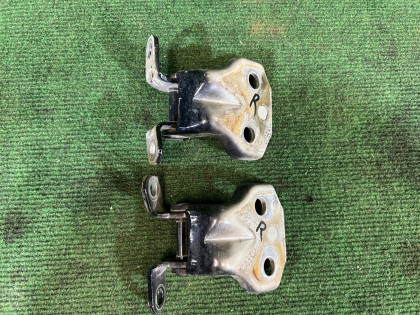 右フロントドアヒンジ SUBARU LEGACY OEM 60070AG0009P 60070AG0109P BL9 BL5 BLE 2008 BLUE C8P
