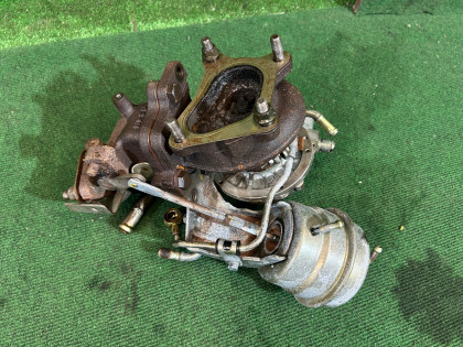 右涡轮增压器 VF32 SUBARU LEGACY OEM 14409AA060 BH5 2002 EJ206 AT