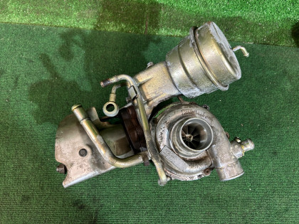 右涡轮增压器 VF32 14409AA060 SUBARU LEGACY
