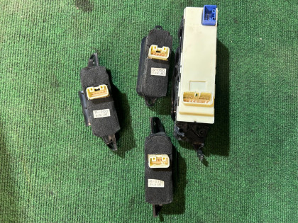 Módulo dos vidros elétricos SUBARU LEGACY OEM 83071AG010 83071AG040 BL5 BP5 BLE BL9 BP9 BPE 2004 EJ20Y MT5