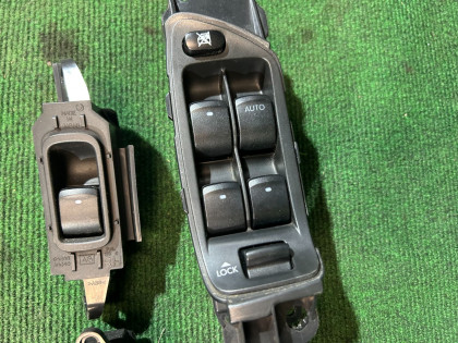Módulo dos vidros elétricos SUBARU LEGACY OEM 83071AG010 83071AG040 BL5 BP5 BLE BL9 BP9 BPE 2004 EJ20Y MT5