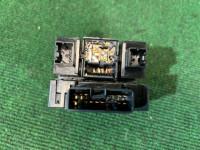 大灯高度调节开关 SUBARU LEGACY OEM 83001AG030JC BL5 BP5 BLE BL9 BP9 BPE 2004 EJ20Y MT5