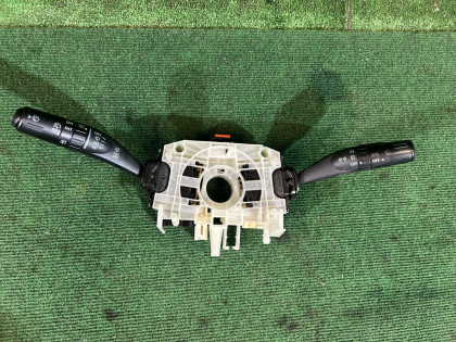 Блок подрулевых переключателей гитара 83111AG050 SUBARU LEGACY
