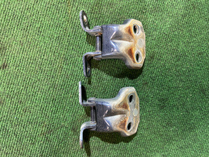 บานพับประตูหน้าขวา 60070AG0009P 60070AG0109P SUBARU LEGACY