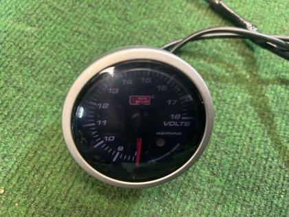 電圧計 auto gauge SUBARU LEGACY BL5 BP5 BLE BL9 BP9 BPE 2004 EJ20Y MT5
