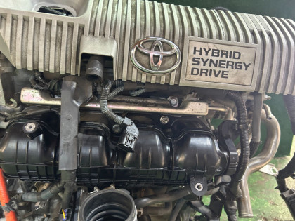 エンジン 2ZRFXE TOYOTA PRIUS OEM 19000-37470 19000-37472 ZVW30 2013 2ZRFXE AT
