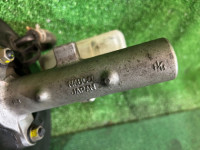 制动总泵 SUBARU FORESTER OEM 26401AC180 26402AE060 SF5 1998 EJ205 AT