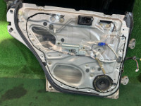 Porta traseira esquerda SUBARU FORESTER OEM 61401FC013 SF5 1998 SILVER 792