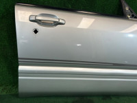 Puerta delantera derecha SUBARU FORESTER OEM 61101FC002 SF5 1998 SILVER 792