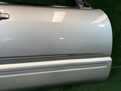 Puerta delantera derecha SUBARU FORESTER OEM 61101FC002 SF5 1998 SILVER 792