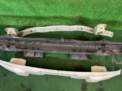 Жесткость бампера передняя SUBARU FORESTER OEM 57790FC100 57760FC061 57730FC080 SF5 1998