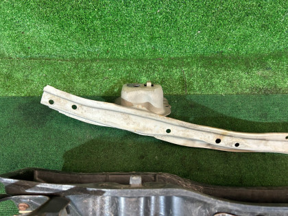 Жесткость бампера передняя SUBARU FORESTER OEM 57790FC100 57760FC061 57730FC080 SF5 1998