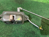 Fecho da porta da bagageira SUBARU FORESTER OEM 60311FC000 SF5 1998 SILVER 792