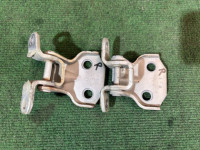 Dobradiças da porta dianteira direita SUBARU FORESTER OEM 61220FA000 61220FA010 SF5 1998 SILVER 792