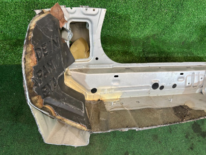Estribo metálico derecho SUBARU FORESTER OEM 51402FC061 SF5 1998 SILVER 792