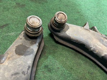 Front control arms SUBARU FORESTER OEM 20200AA200 20200AA210 20201FA070 20201FA080 SF5 1998 EJ205 AT