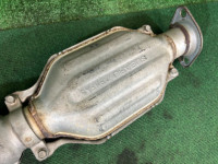 Tramo central del escape катализатор SUBARU FORESTER OEM 44200FA160 SF5 1998 EJ205 AT