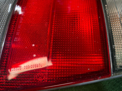 Стоп левый 220-29597L SUBARU FORESTER OEM 84201FC031 SF5 1998
