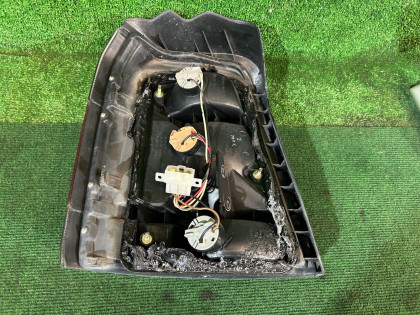 Farolim traseiro direito 220-29597R SUBARU FORESTER OEM 84201FC021 SF5 1998