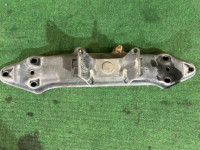 Travesaño de la caja de cambios SUBARU FORESTER OEM 41021AC390 41022AE121 SG5 2007 EJ205 AT