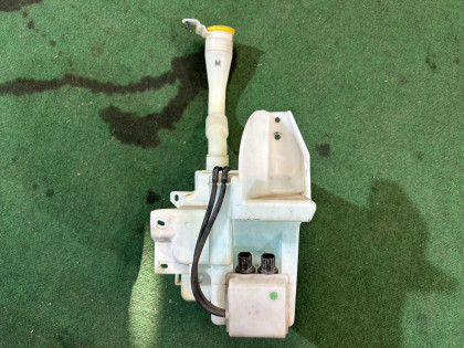 Бачок омывателя SUBARU FORESTER OEM 86610SA050 SG5 2007 EJ205 AT