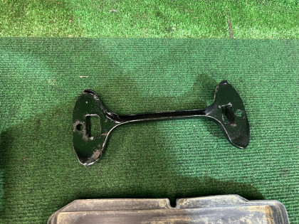 Suporte da bateria SUBARU FORESTER OEM 82182AA040 82161AA040 82122AA011 SG5 2007