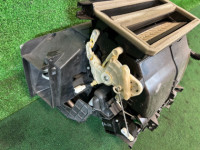 ヒーターユニット SUBARU FORESTER OEM 72110SA001 SG5 2007 EJ205 AT