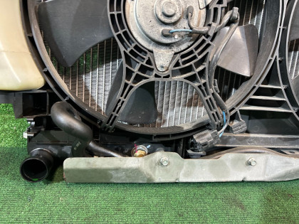 Engine radiator SUBARU FORESTER OEM 45119SA030 SG5 2007 EJ205 AT