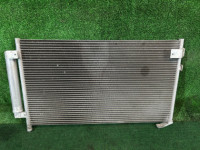 エアコンコンデンサー SUBARU FORESTER OEM 73210SA030 SG5 2007 EJ205 AT