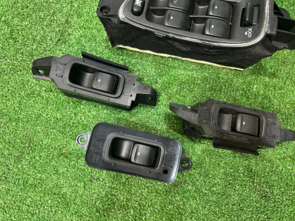パワーウィンドウ制御ユニット SUBARU OUTBACK OEM 83071AG011 83071AG040 BP9 2006 EJ253 AT