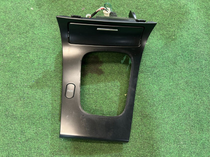 Automatic shifter console Черная 92121AG060 SUBARU OUTBACK