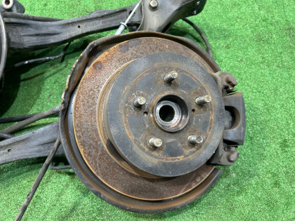 リアハブ SUBARU OUTBACK OEM 28473AG000 26700AG000 26692AG020 26692AG030 BP9 2006 EJ253 AT