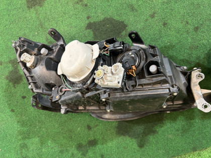 Headlights Ксенон SUBARU OUTBACK OEM 84001AG862 84001AG872 BP9 2006